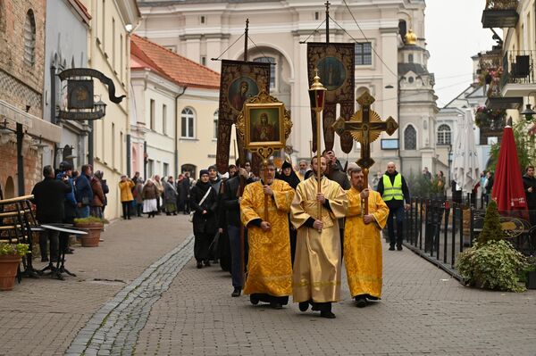 На протяжении всего юбилейного года по всей Литве проходили богослужения, крестные ходы, молитвенные собрания и другие мероприятия, посвященные святителю. - Sputnik Литва