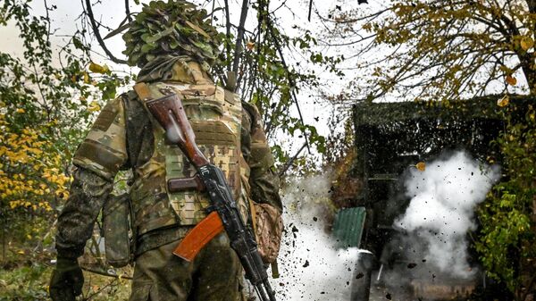 Военнослужащий ВС РФ в зоне СВО - Sputnik Литва