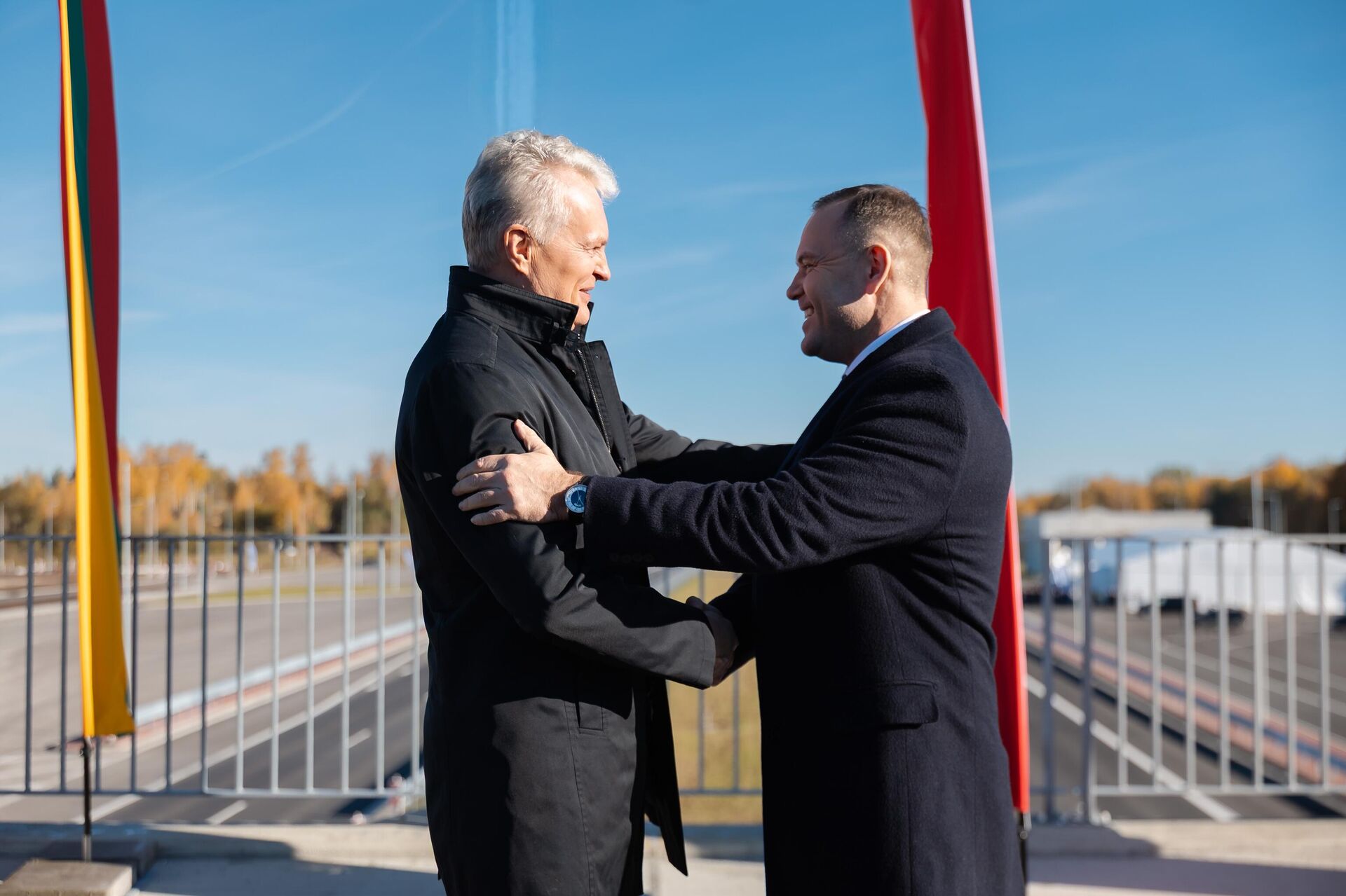 Президент Литвы Гитанас Науседа вместе с президентом Польши Каролем Навроцким - Sputnik Литва, 1920, 20.10.2025