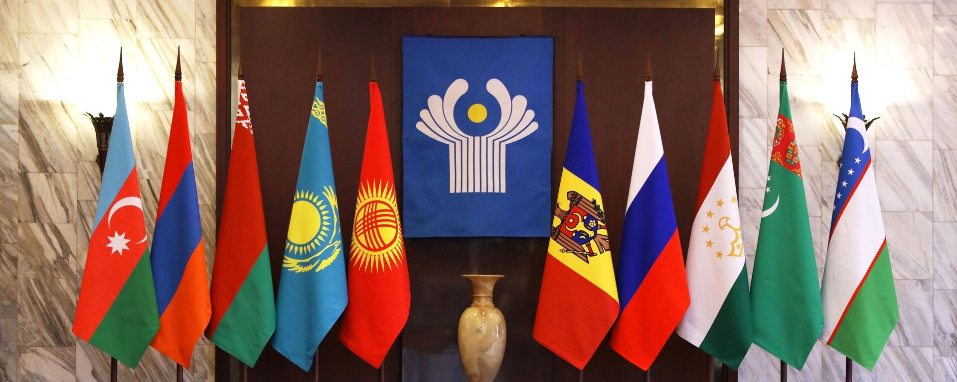 Флаги стран СНГ, архивное фото - Sputnik Литва, 1920, 21.10.2025