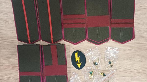 Товары с советской символикой, изъятые Таможней Литвы - Sputnik Литва