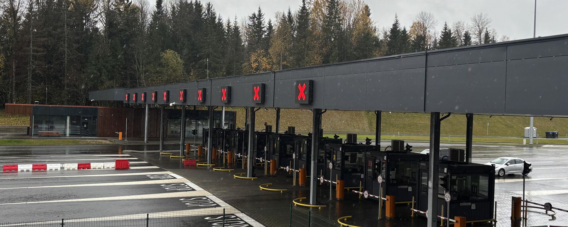 Пункт пропуска Мядининкай на границе Литвы и Белоруссии Пункт пропуска Мядининкай на границе Литвы и Белоруссии - Sputnik Литва, 1920, 25.10.2025