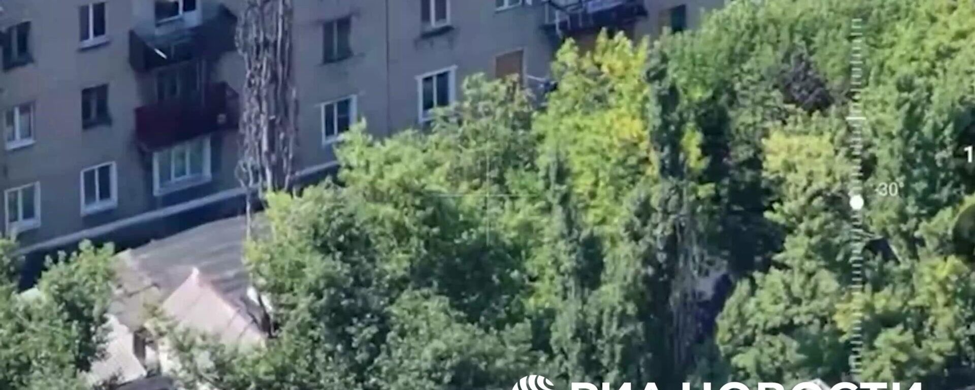 Группировка Центр уничтожила украинский расчет Бабы-Яги и склад БПЛА - Sputnik Литва, 1920, 27.10.2025