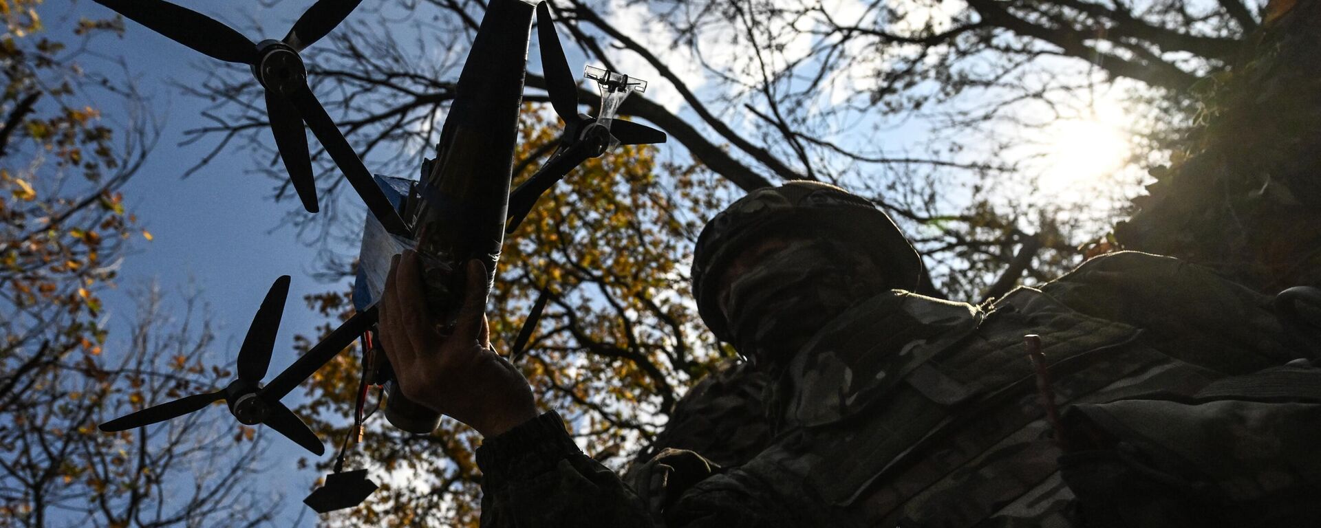 Российский военнослужащий, архивное фото - Sputnik Литва, 1920, 01.12.2025