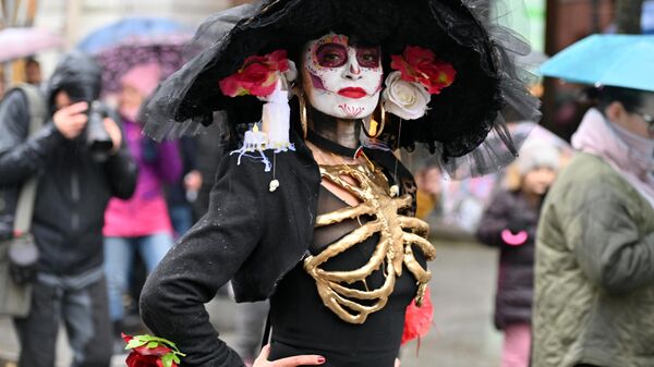 Мексиканский День мертвых в Вильнюсе - 2025 - Sputnik Литва