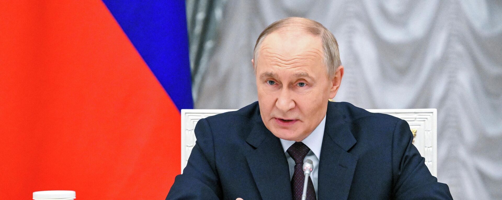 Президент РФ Владимир Путин - Sputnik Литва, 1920, 06.11.2025