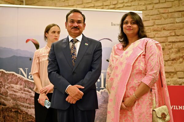 В настоящее время в Вильнюсе проживают 75 тысяч иностранцев из 143 стран. - Sputnik Литва