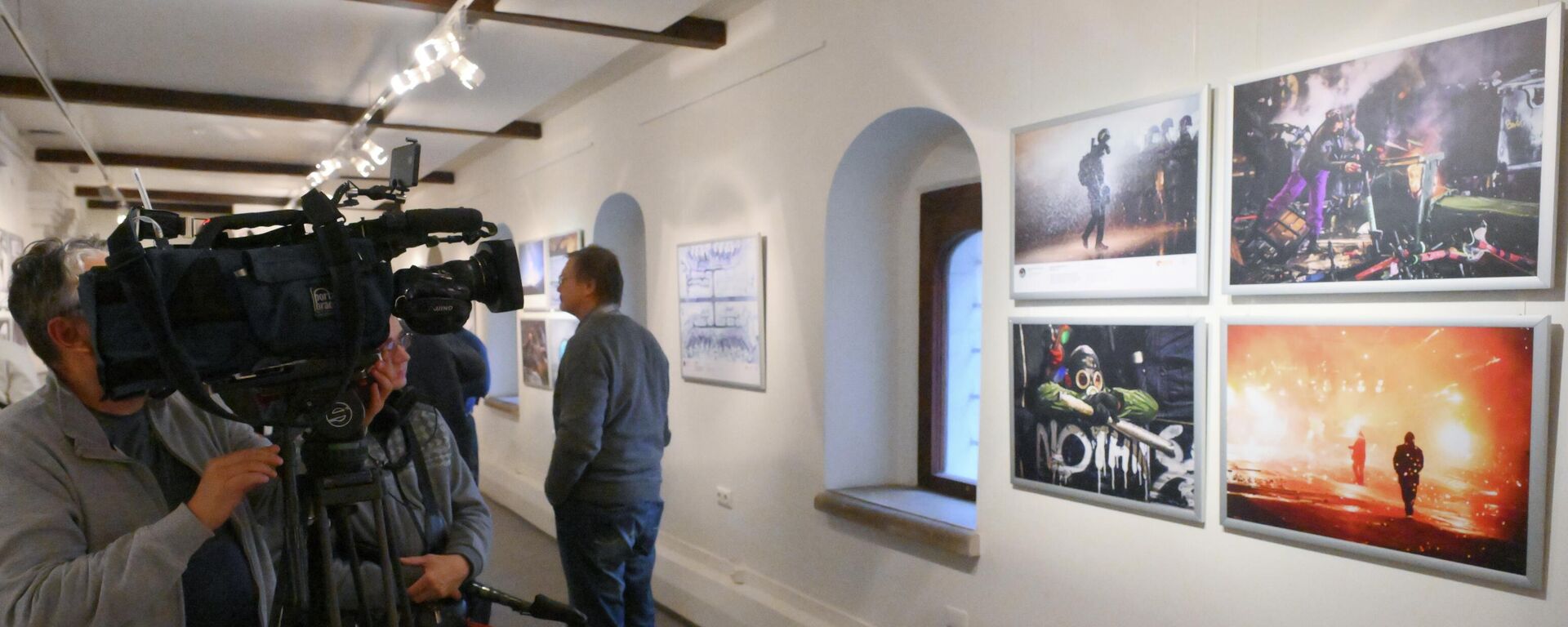 Церемония награждения победителей фотоконкурса имени Андрея Стенина 2025 года - Sputnik Литва, 1920, 18.11.2025