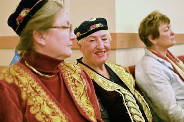 Дни узбекской культуры — это мероприятие, во время которого жители Вильнюса могут познакомиться с фольклором народов Центральной Азии, с народными ремеслами и традициями узбеков. - Sputnik Литва