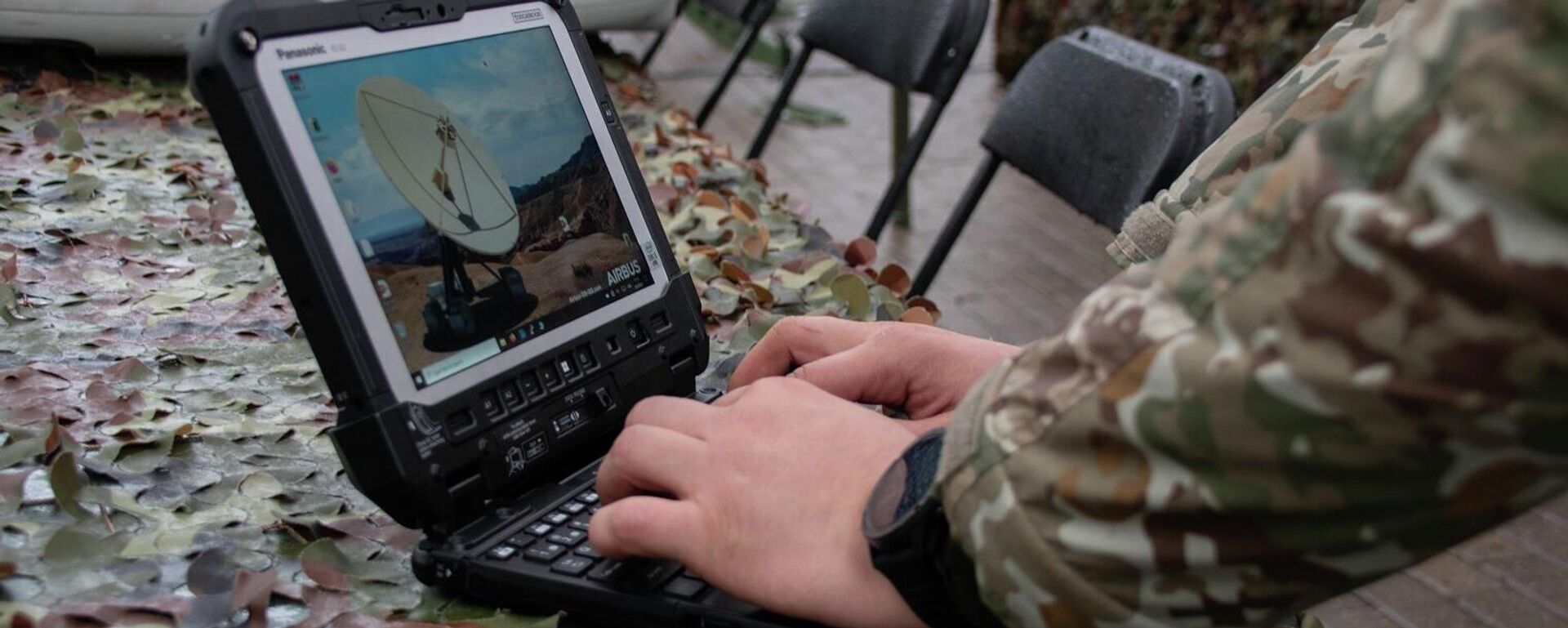 Военнослужащий ВС Литвы - Sputnik Литва, 1920, 28.11.2025