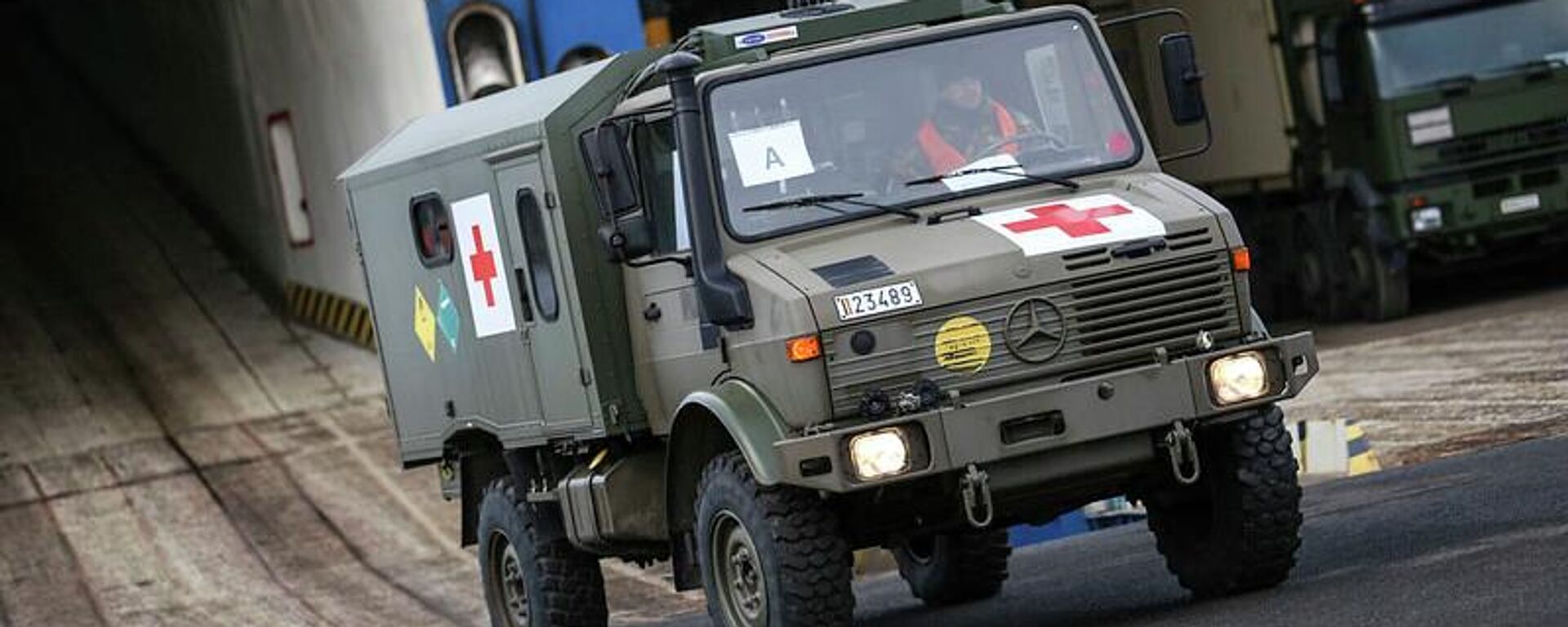 Автомобиль медицинской помощи ВС Литвы  - Sputnik Литва, 1920, 29.11.2025