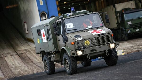 Автомобиль медицинской помощи ВС Литвы  - Sputnik Литва
