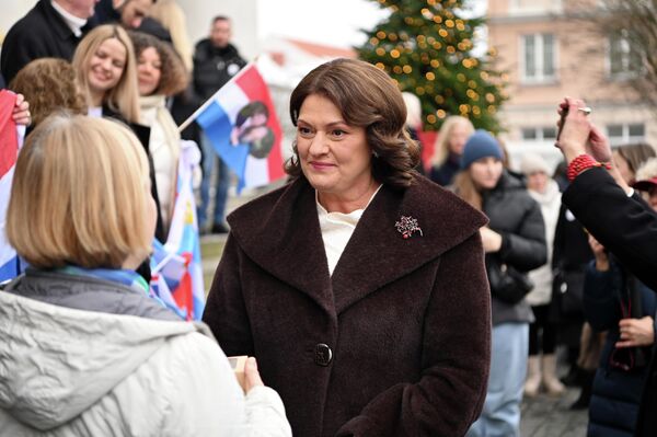 Мероприятие организует Международная ассоциация женщин Вильнюса под патронажем первой леди Дианы Науседене.  - Sputnik Литва