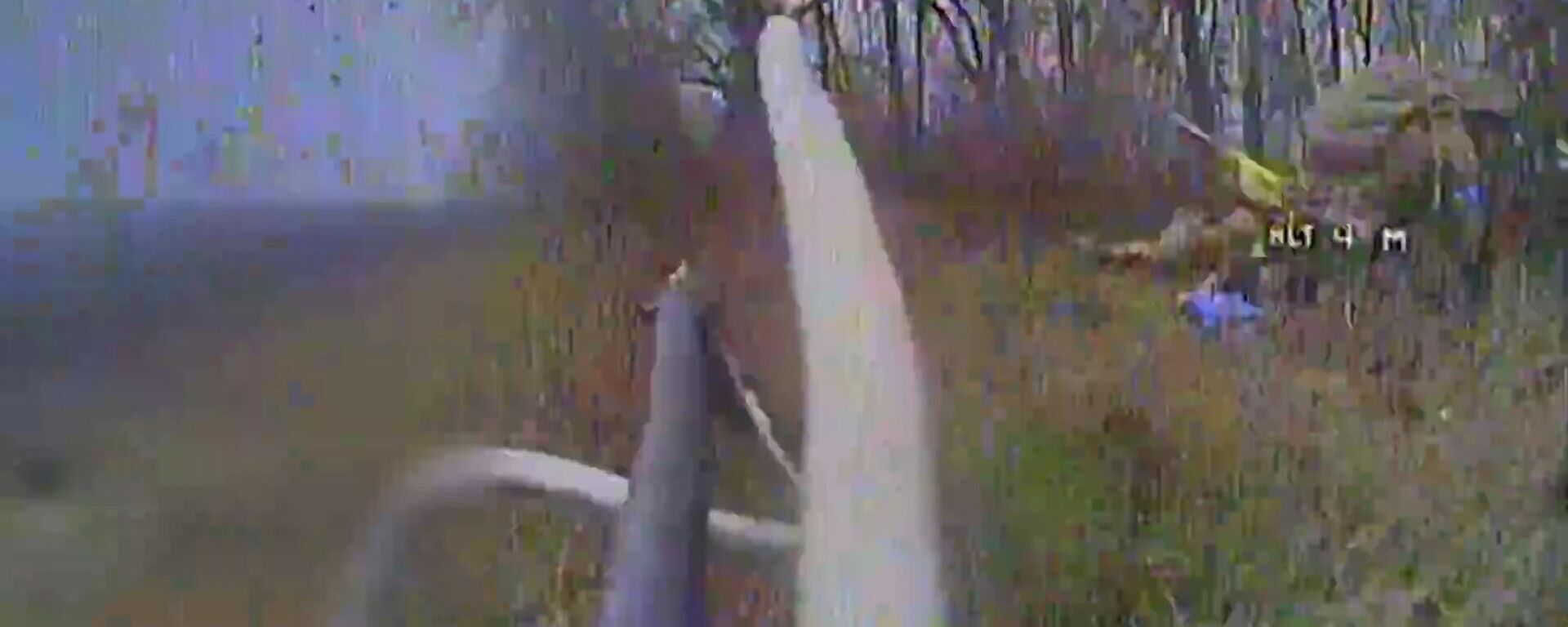 Уничтожение группы пехоты ВСУ при попытке установить флаг Украины - Sputnik Литва, 1920, 06.12.2025