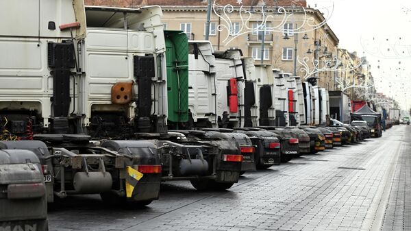 Акция протеста литовских перевозчиков в Вильнюсе - Sputnik Литва