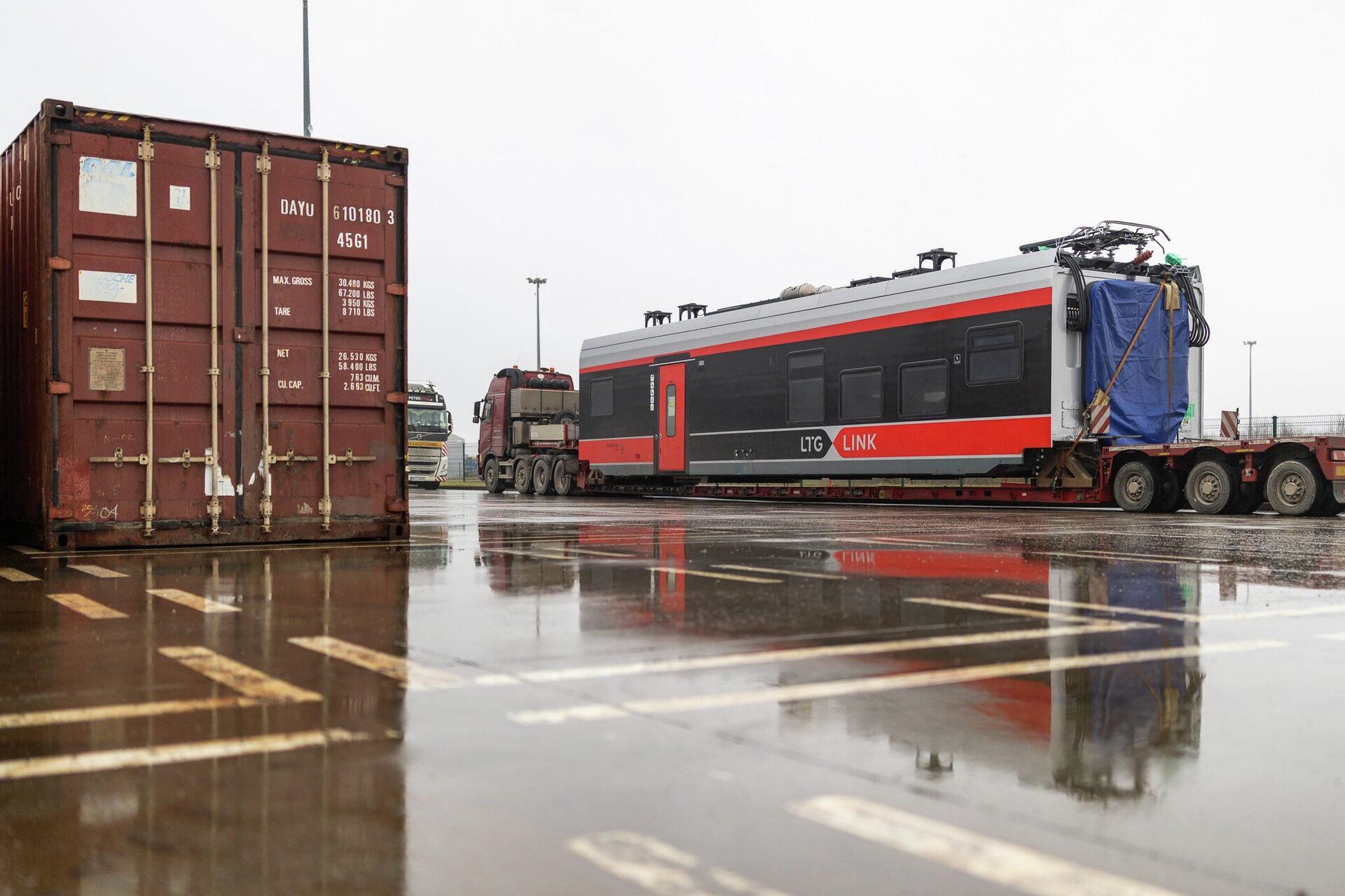 Aккумуляторный поезд Stadler - Sputnik Литва, 1920, 15.12.2025