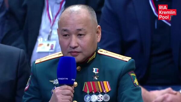 Герой России, который освобождал Северск, ответил на вопрос Путина - Sputnik Литва