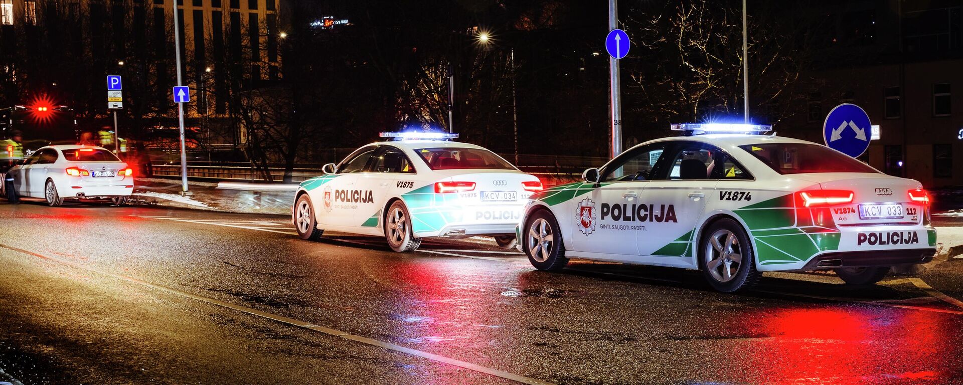 Автомобили литовской полиции - Sputnik Литва, 1920, 25.12.2025