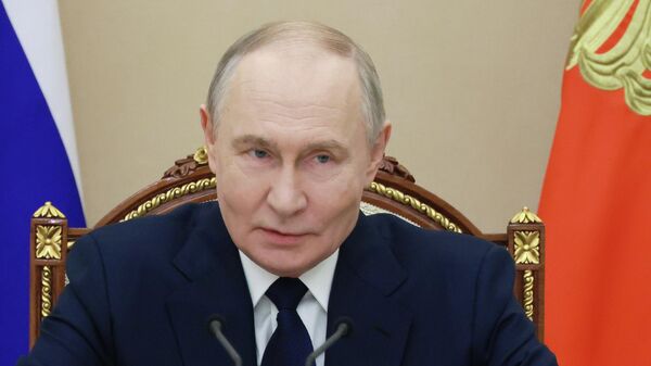 Президент РФ Владимир Путин провел совещание по ситуации в зоне СВО - Sputnik Литва