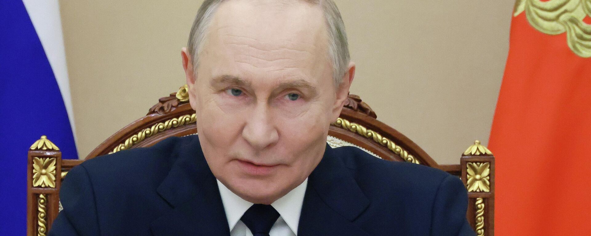 Президент РФ Владимир Путин провел совещание по ситуации в зоне СВО - Sputnik Литва, 1920, 29.12.2025