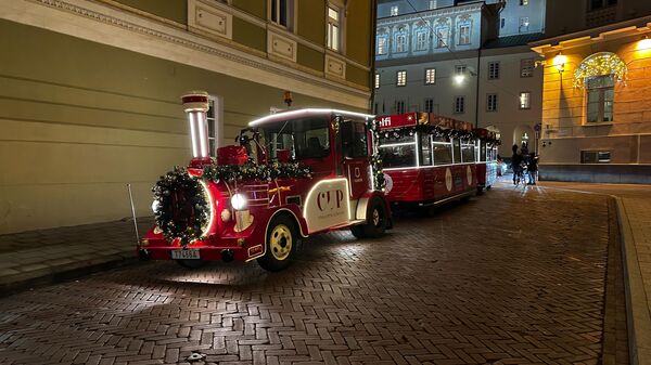Новогодние украшения в Вильнюсе - Sputnik Литва