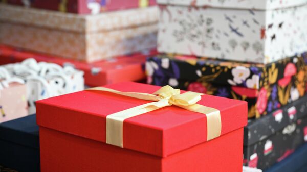 Праздничная упаковка, архивное фото - Sputnik Литва