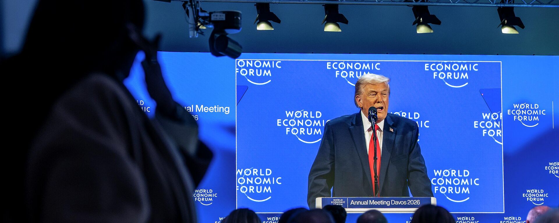 Выступление президента США Дональда Трампа на Всемирном экономическом форуме в Давосе - Sputnik Литва, 1920, 21.01.2026