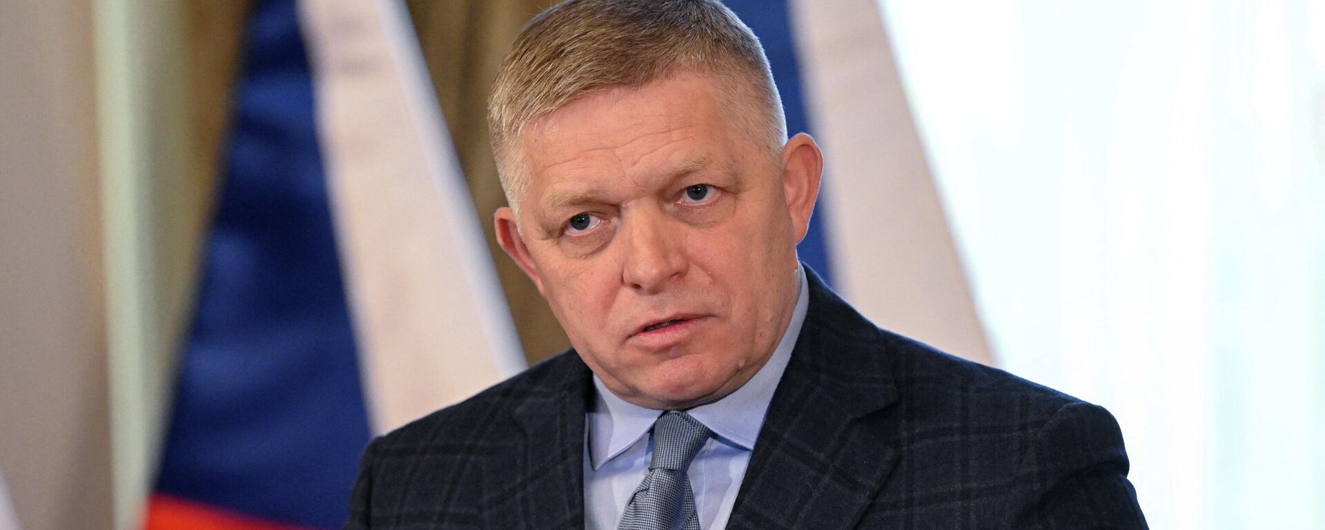 Премьер-министр Словакии Роберт Фицо - Sputnik Литва, 1920, 21.02.2026