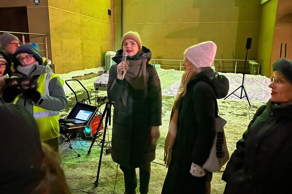 Новинкой этого года стала экскурсия по городу, во время которой короткометражные фильмы демонстрируются на стенах зданий Старого города. - Sputnik Литва