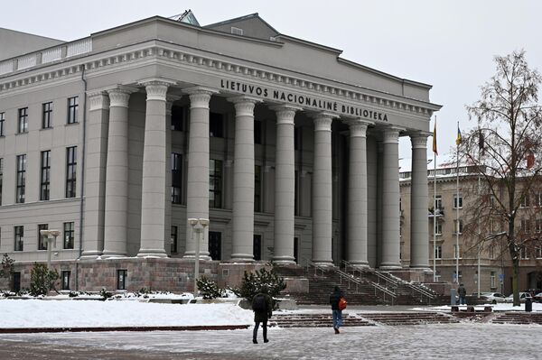 На фото: Национальная библиотека имени Мартинаса Мажвидаса в Вильнюсе. - Sputnik Литва