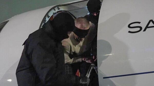 Исполнитель покушения на генерала Владимира Алексеева гражданин России Любомир Корба, задержанный при содействии партнеров из ОАЭ и экстрадированный в Россию - Sputnik Литва