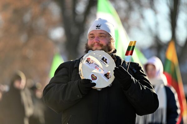 Мероприятие организовано Объединением литуанистов, Литовской ассоциацией учителей истории, муниципалитетом Вильнюса и Вильнюсским культурным центром. - Sputnik Литва