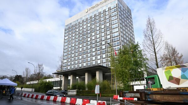 Отель InterContinental в Женеве перед началом переговоров России, США и Украины - Sputnik Литва