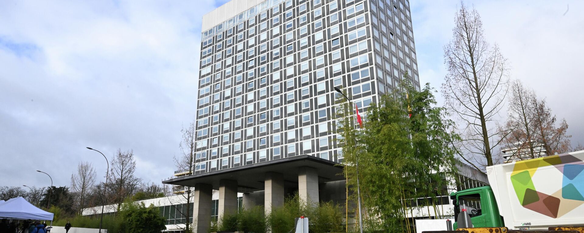 Отель InterContinental в Женеве перед началом переговоров России, США и Украины - Sputnik Литва, 1920, 17.02.2026