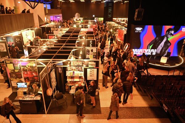 В рамках выставки запланировано более 100 встреч читателей с писателями. - Sputnik Литва