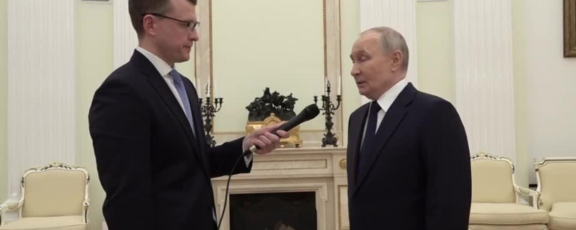 Путин допустил прекращение Россией поставок газа на европейские рынки сейчас, а не через месяц, как хочет ЕС, и уход на более перспективные рынки - Sputnik Литва, 1920, 04.03.2026