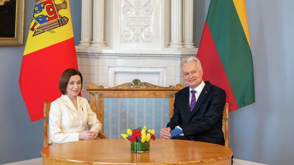 Президент Молдавии Майя Санду и президент Литвы Гитанас Науседа - Sputnik Литва