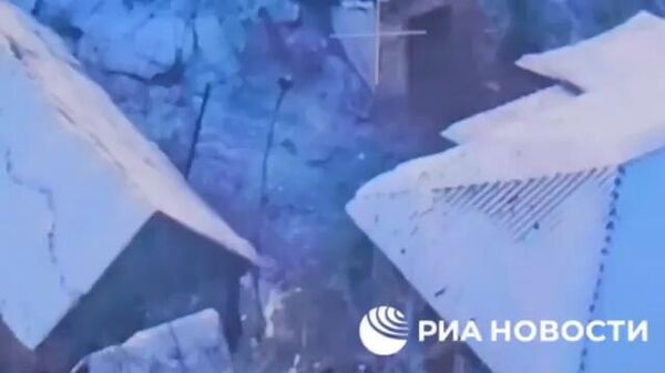 Операторы БПЛА Ахмата используют тактику карусели в Сумской области - Sputnik Литва