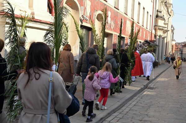 На фото: крестный ход. - Sputnik Литва