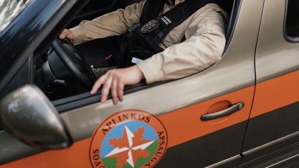 Автомобиль Департамента защиты окружающей среды - Sputnik Литва