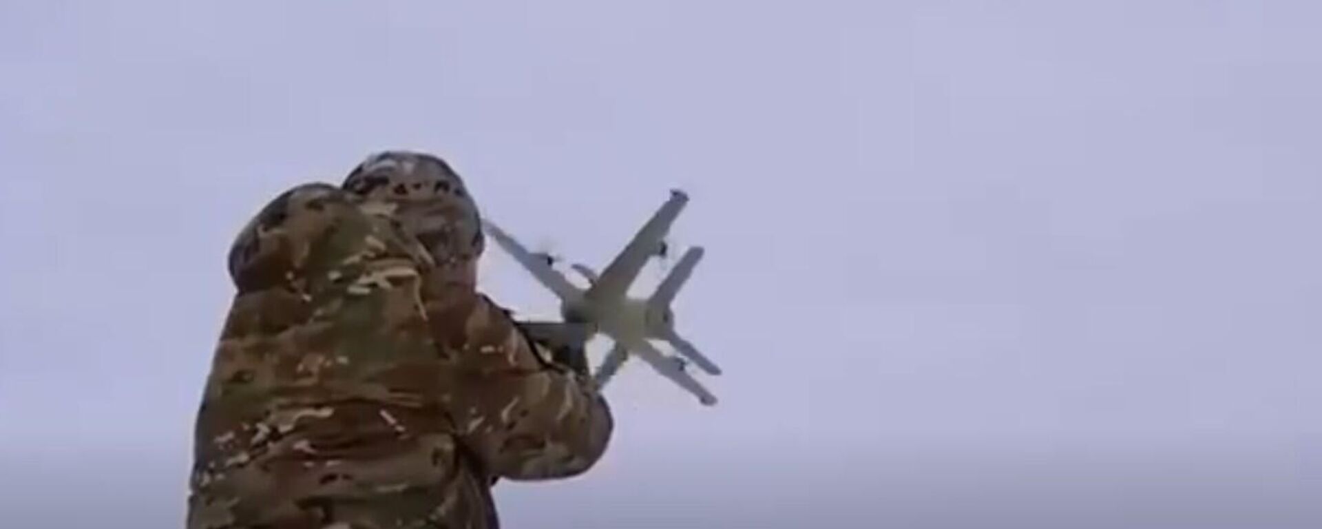 Использование дронов-перехватчиков Елка в зоне СВО - Sputnik Литва, 1920, 30.03.2026