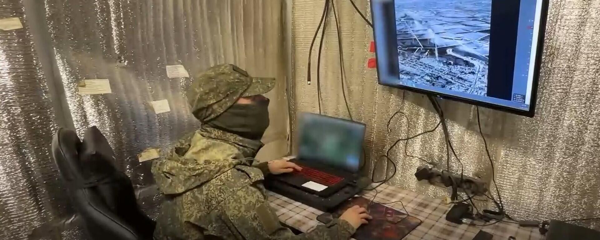 Расчет РСЗО Град уничтожил площадки запуска БПЛА в зоне спецоперации - Sputnik Литва, 1920, 01.04.2026