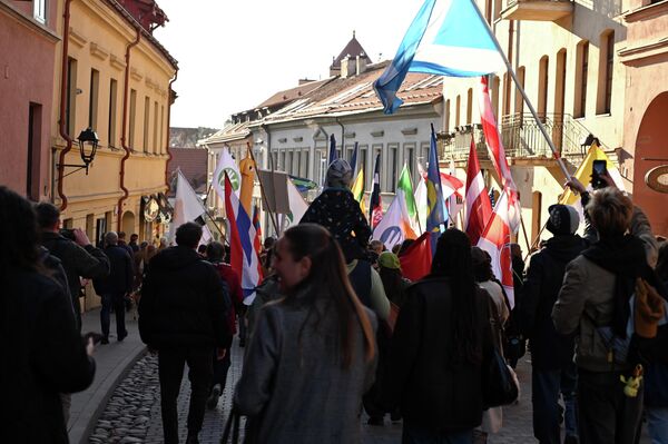 В начале 1990-х годов Ужупис был довольно неспокойным местом, но сегодня он считается районом художников, интеллектуалов и предпринимателей. - Sputnik Литва