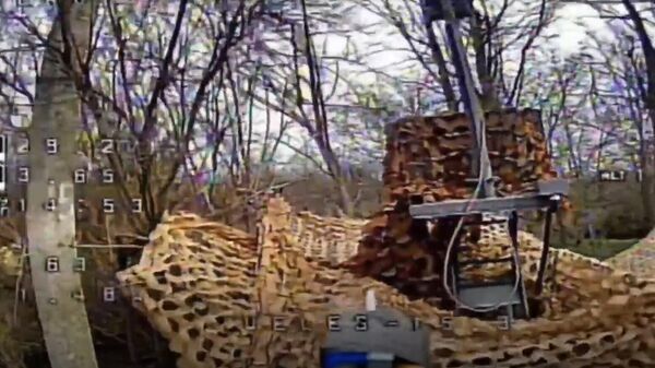 Кадры освобождения населенного пункта Верхняя Писаревка в зоне спецоперации - Sputnik Литва