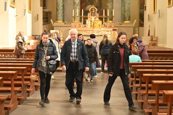 Пасху отмечают 40 дней — это самое продолжительное празднование. Ровно столько дней Иисус провел вместе с апостолами после Своего Воскресения.  - Sputnik Литва