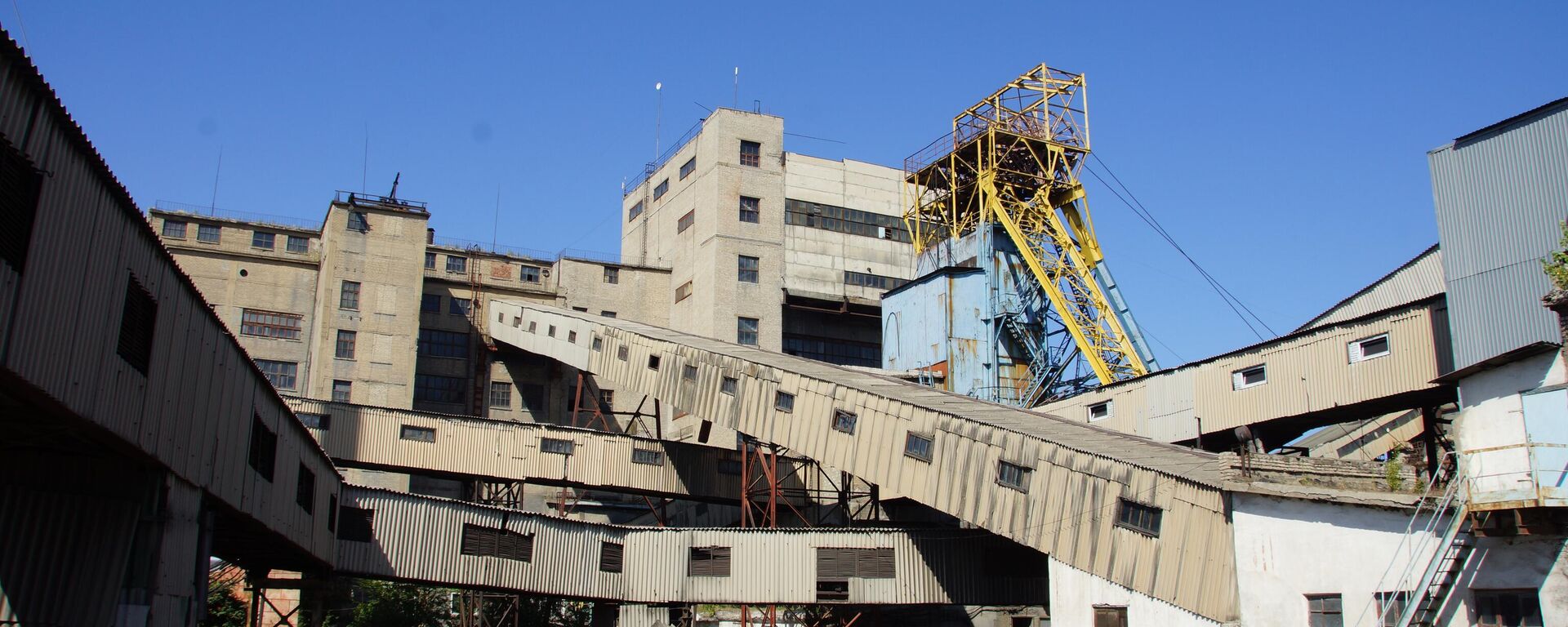 Шахта Белореченская в ЛНР, архивное фото - Sputnik Литва, 1920, 06.04.2026