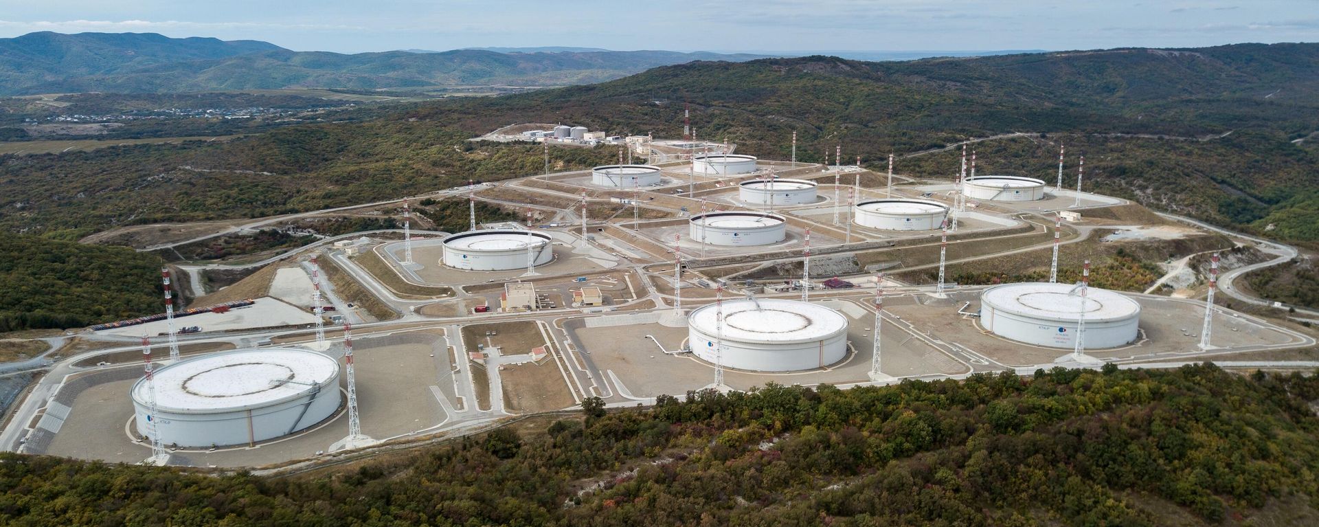 Нефтехранилище Каспийского трубопроводного консорциума (КТК-Р) в Краснодарском крае, архивное фото - Sputnik Литва, 1920, 19.07.2026