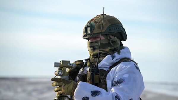 Боевая работа расчета РСЗО Ураган группировки войск Запад, архивное фото - Sputnik Литва