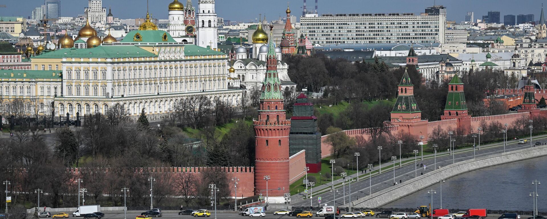 Кремлевская набережная и Московский Кремль, архивное фото - Sputnik Литва, 1920, 10.04.2026