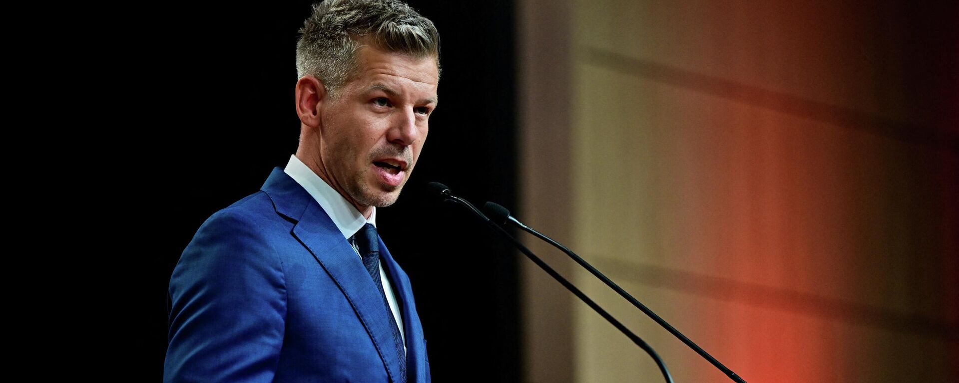 Лидер венгерской партии Тиса Петер Мадьяр - Sputnik Литва, 1920, 20.04.2026